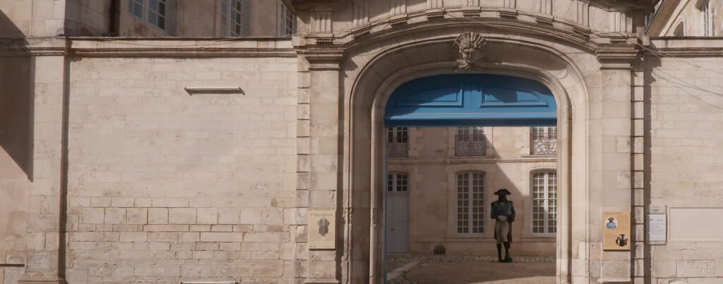 Cour du Musée du Nouveau Monde de La Rochelle